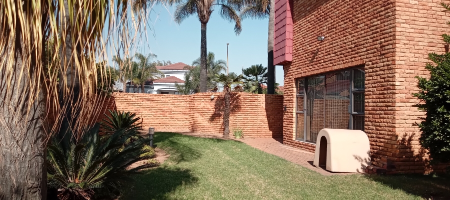 4 Bedroom Property for Sale in Pine Ridge Mpumalanga