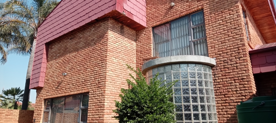4 Bedroom Property for Sale in Pine Ridge Mpumalanga