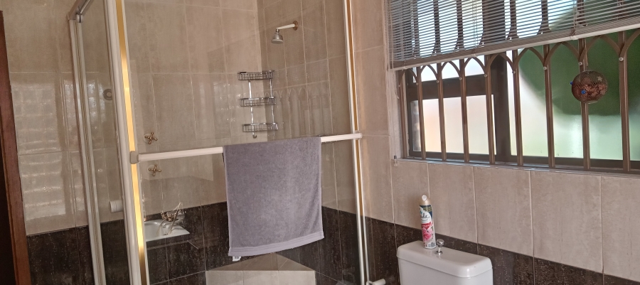 4 Bedroom Property for Sale in Pine Ridge Mpumalanga