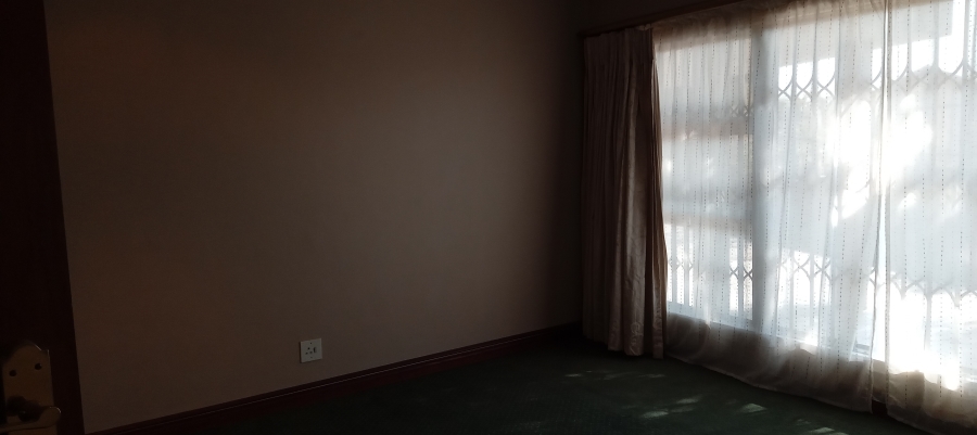 4 Bedroom Property for Sale in Pine Ridge Mpumalanga