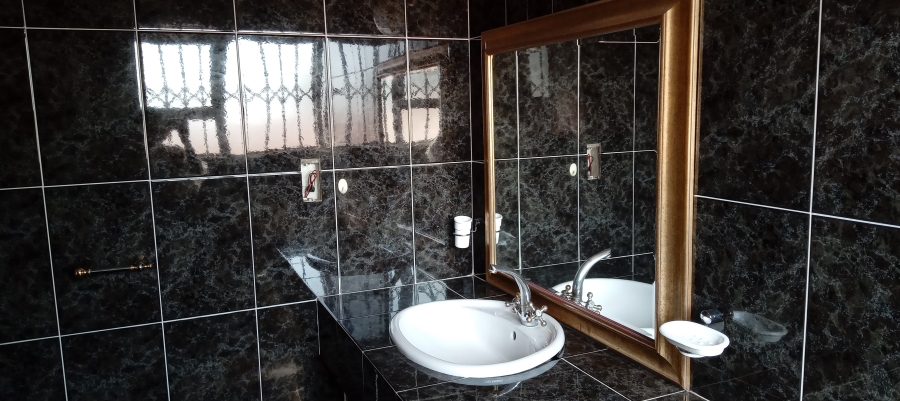 4 Bedroom Property for Sale in Pine Ridge Mpumalanga