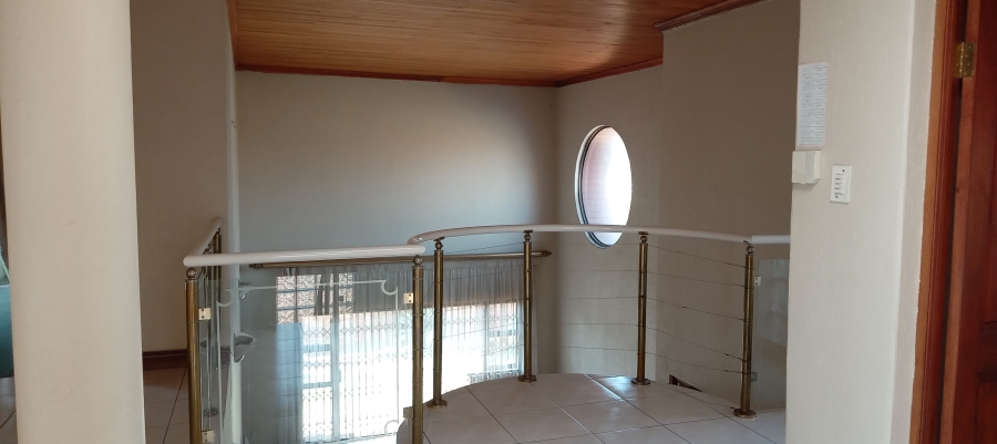 4 Bedroom Property for Sale in Pine Ridge Mpumalanga