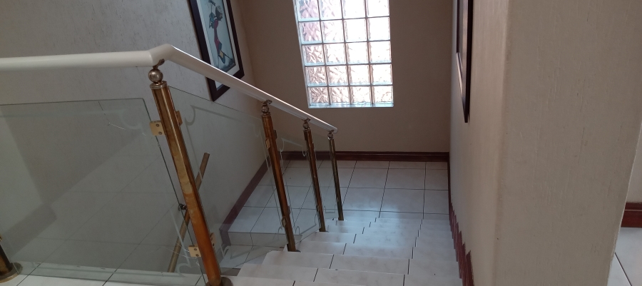 4 Bedroom Property for Sale in Pine Ridge Mpumalanga