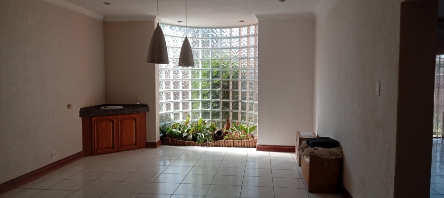 4 Bedroom Property for Sale in Pine Ridge Mpumalanga