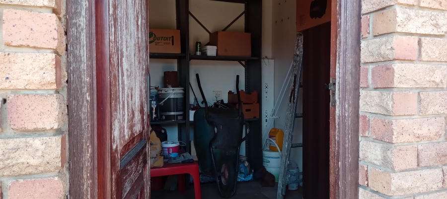 4 Bedroom Property for Sale in Pine Ridge Mpumalanga