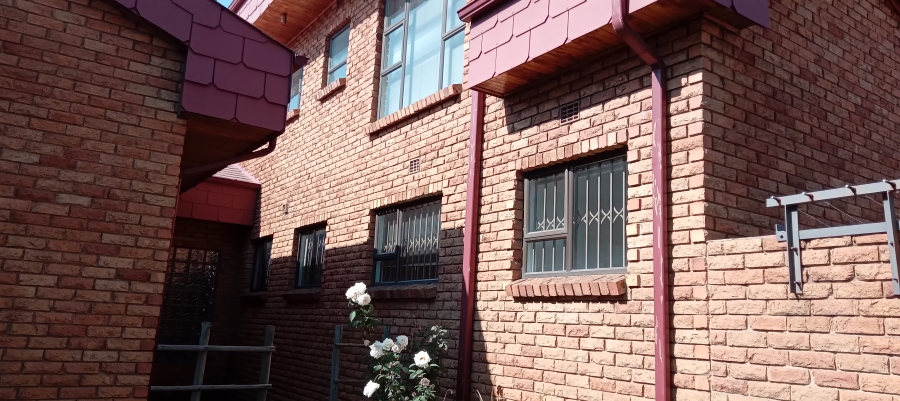 4 Bedroom Property for Sale in Pine Ridge Mpumalanga