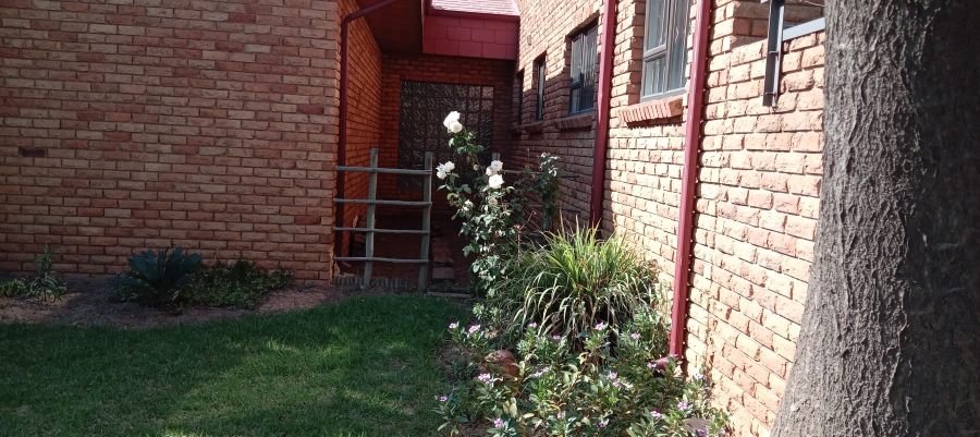 4 Bedroom Property for Sale in Pine Ridge Mpumalanga