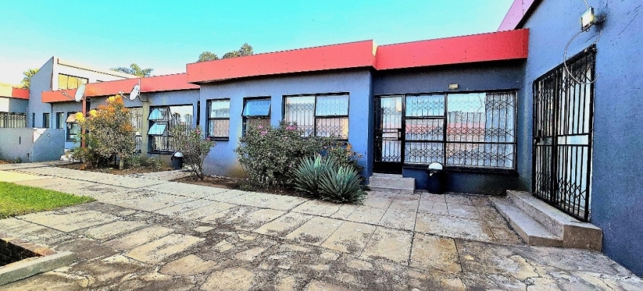 6 Bedroom Property for Sale in Die Heuwel Mpumalanga
