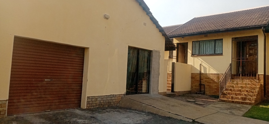 3 Bedroom Property for Sale in Tasbet Park Ext 1 Mpumalanga