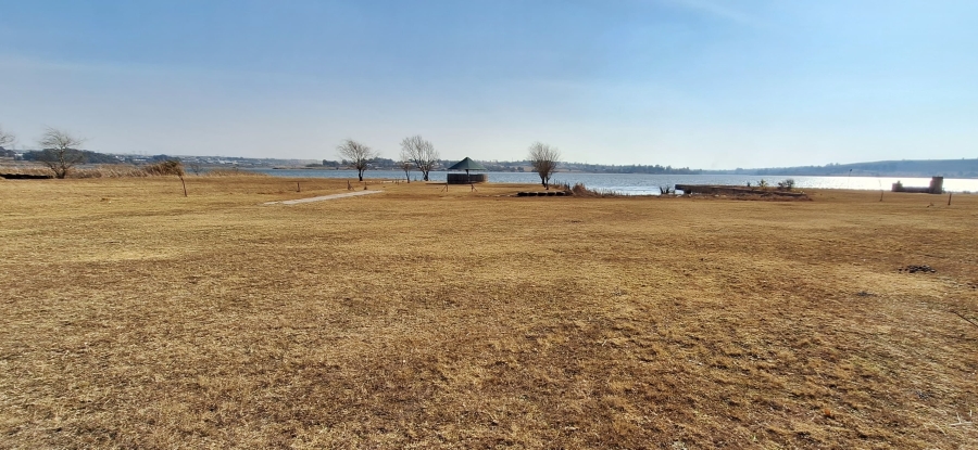 7 Bedroom Property for Sale in Golden Mile Mpumalanga