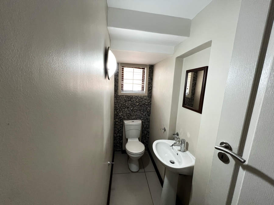 3 Bedroom Property for Sale in Sonheuwel Ext 1 Mpumalanga