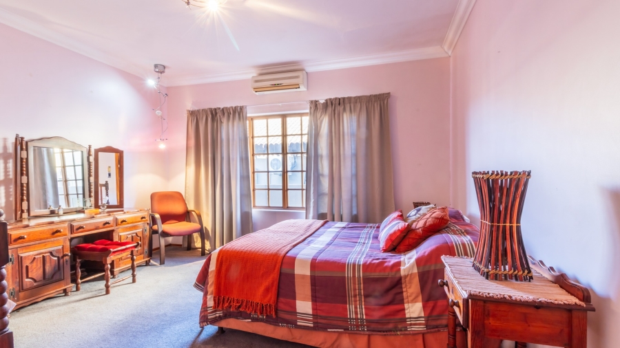 4 Bedroom Property for Sale in Malelane Mpumalanga