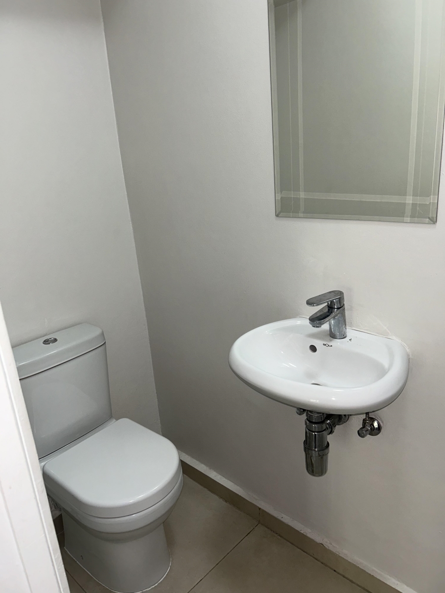 4 Bedroom Property for Sale in Matumi Golf Estate Mpumalanga