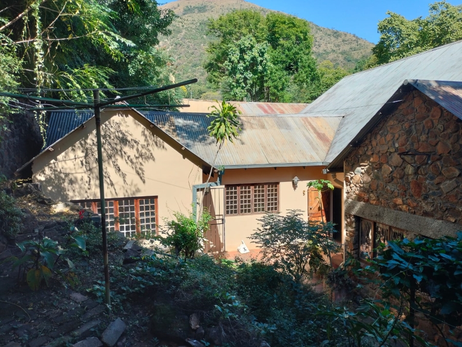 2 Bedroom Property for Sale in Barberton Mpumalanga