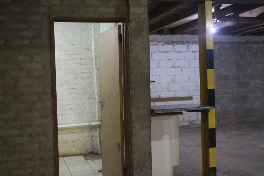 To Let commercial Property for Rent in White River Mpumalanga