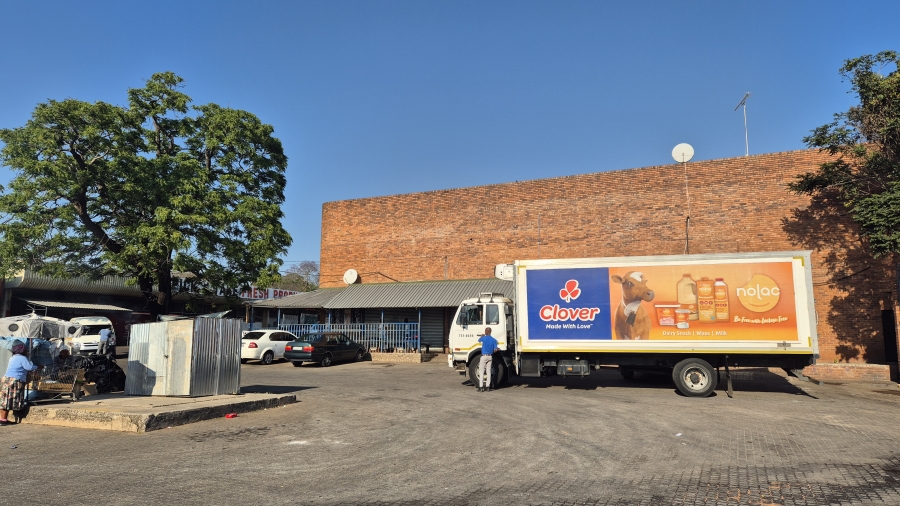 To Let Commercial Property for Rent in White River Mpumalanga