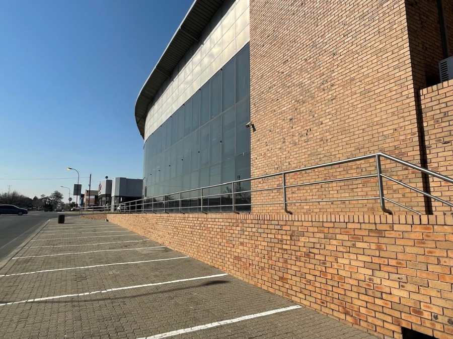 To Let Commercial Property for Rent in Secunda Mpumalanga