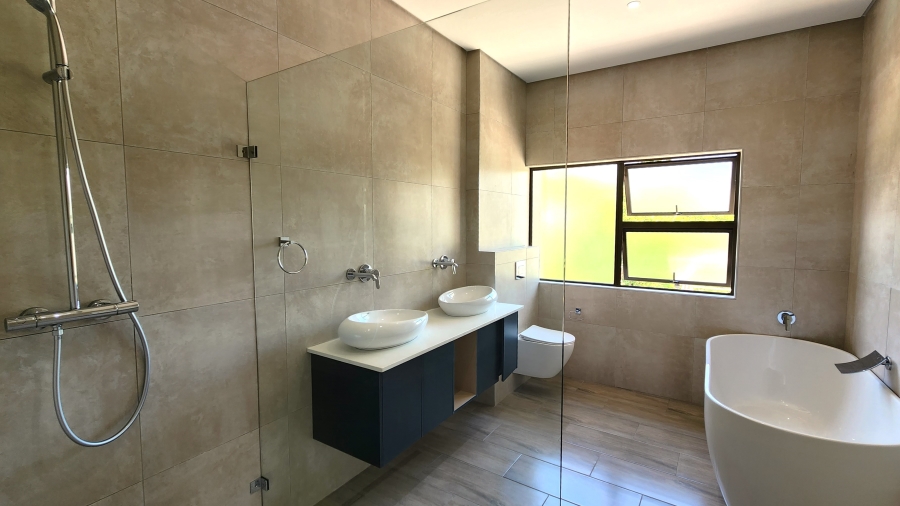 4 Bedroom Property for Sale in Elawini Lifestyle Estate Mpumalanga