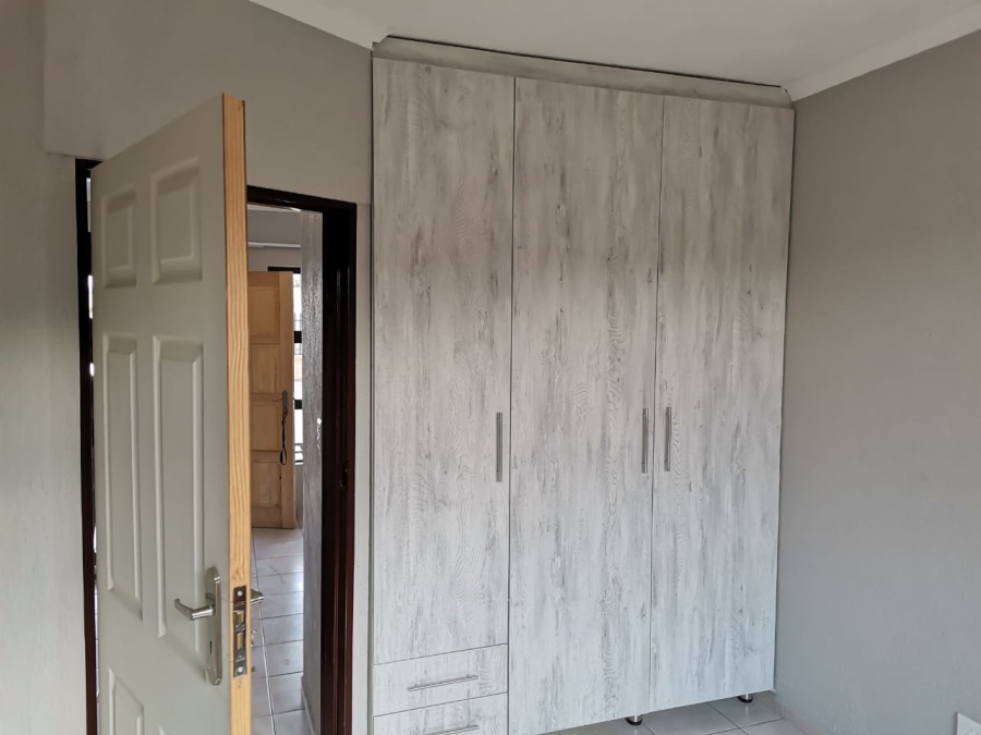 1 Bedroom Property for Sale in Mataffin Mpumalanga