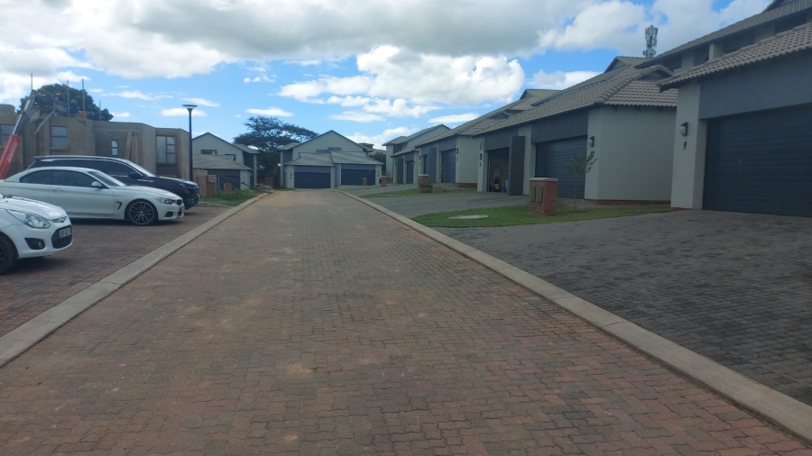 3 Bedroom Property for Sale in Stonehenge Mpumalanga