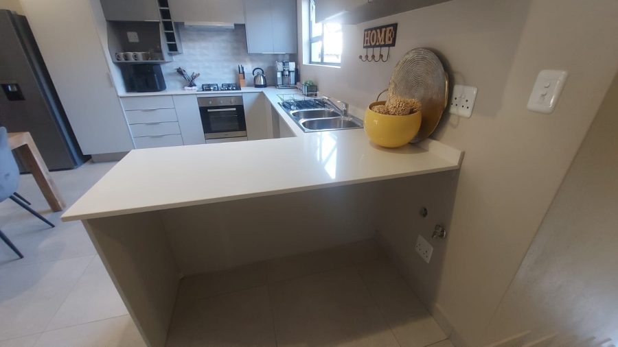 3 Bedroom Property for Sale in Stonehenge Mpumalanga