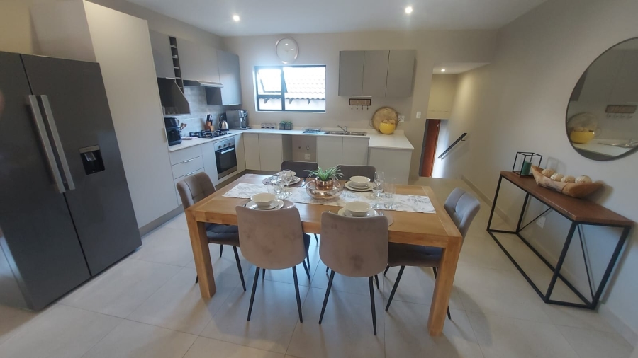 3 Bedroom Property for Sale in Stonehenge Mpumalanga