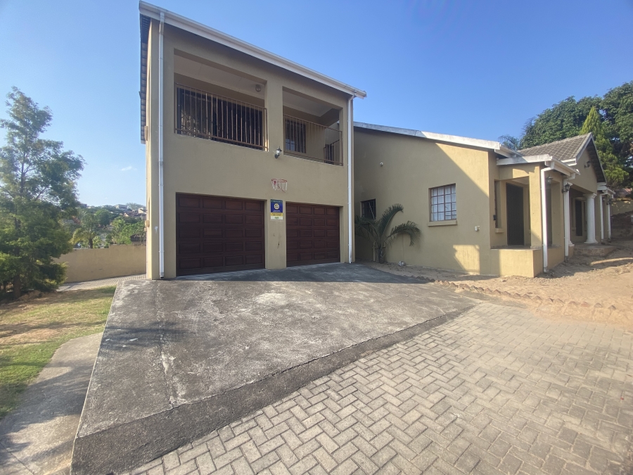 6 Bedroom Property for Sale in Stonehenge Ext 1 Mpumalanga