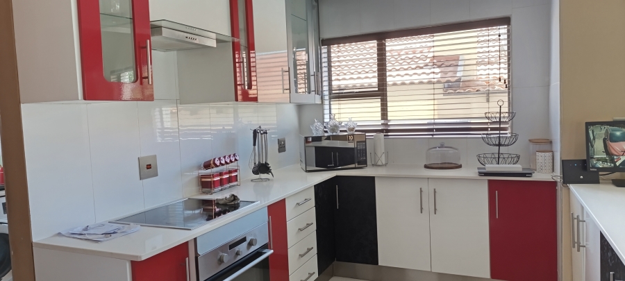 4 Bedroom Property for Sale in Ben Fleur Mpumalanga