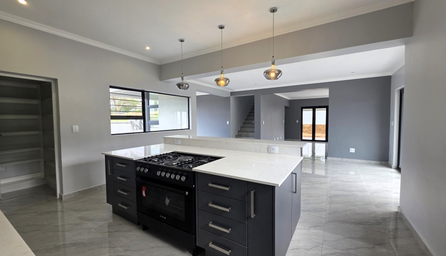 4 Bedroom Property for Sale in Elawini Lifestyle Estate Mpumalanga