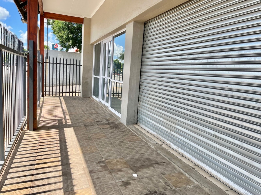 To Let Commercial Property for Rent in White River Mpumalanga