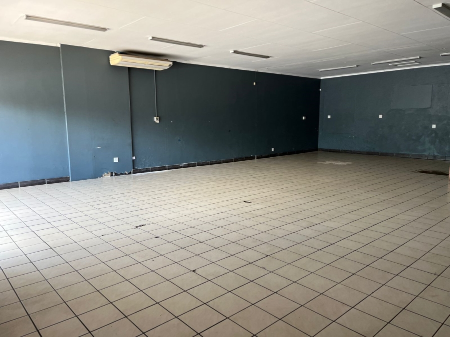 To Let Commercial Property for Rent in White River Mpumalanga