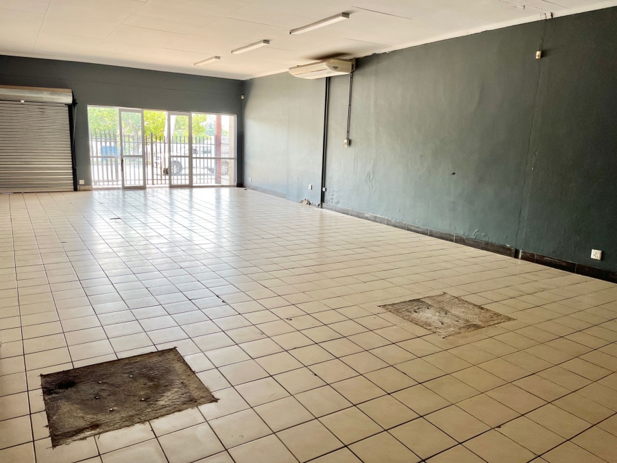 To Let Commercial Property for Rent in White River Mpumalanga