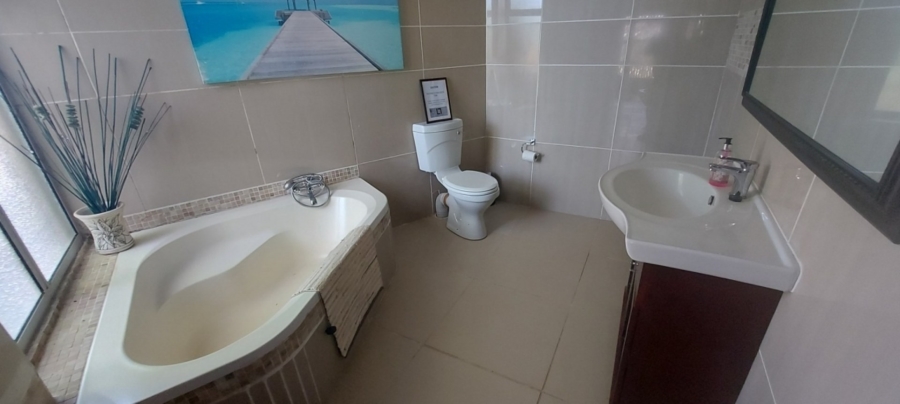 9 Bedroom Property for Sale in White River Rural Mpumalanga