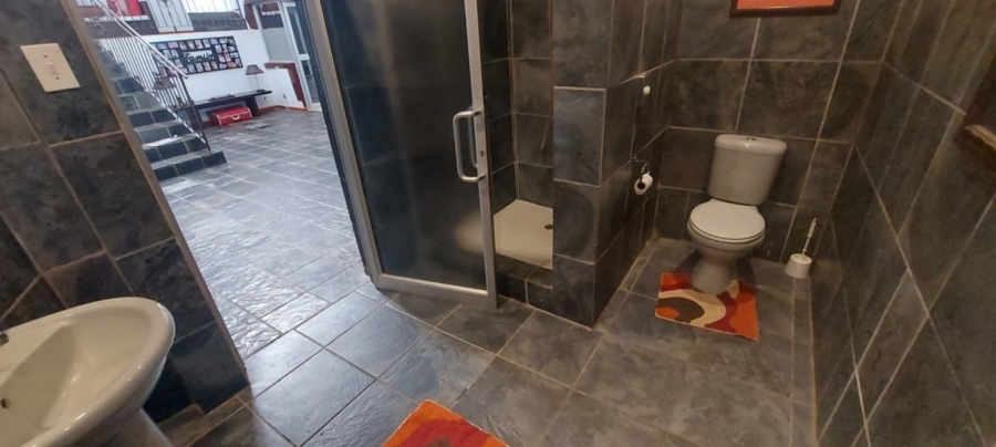 9 Bedroom Property for Sale in White River Rural Mpumalanga
