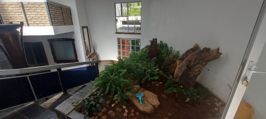 9 Bedroom Property for Sale in White River Rural Mpumalanga