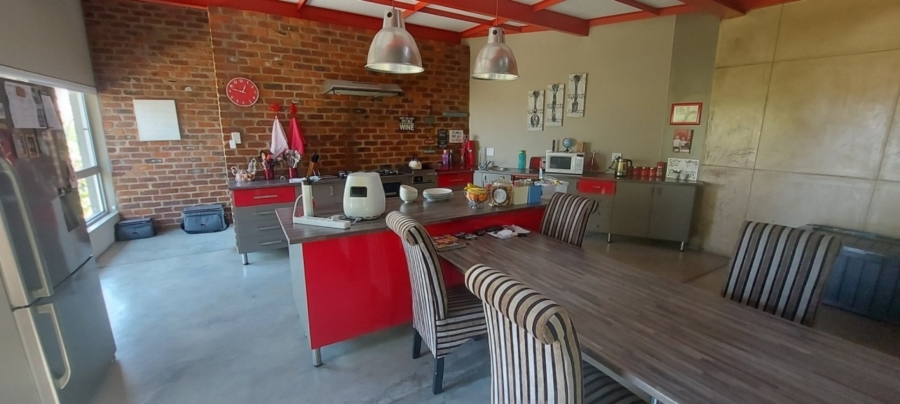 9 Bedroom Property for Sale in White River Rural Mpumalanga