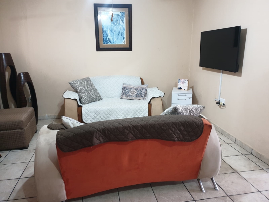 To Let 7 Bedroom Property for Rent in Kabokweni Mpumalanga