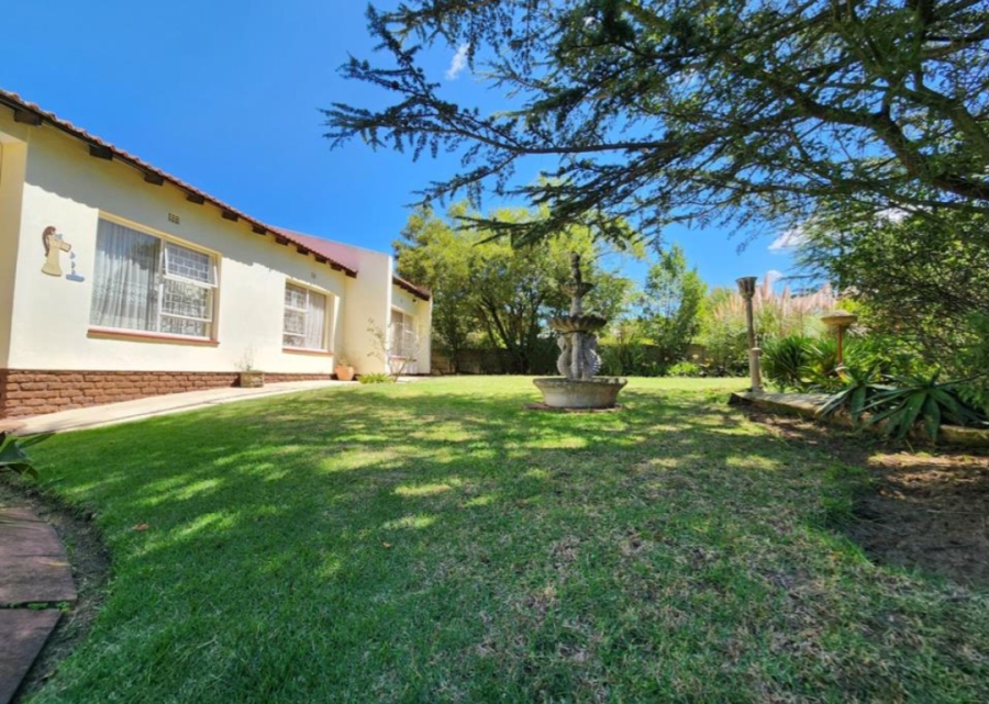 6 Bedroom Property for Sale in Volksrust Mpumalanga