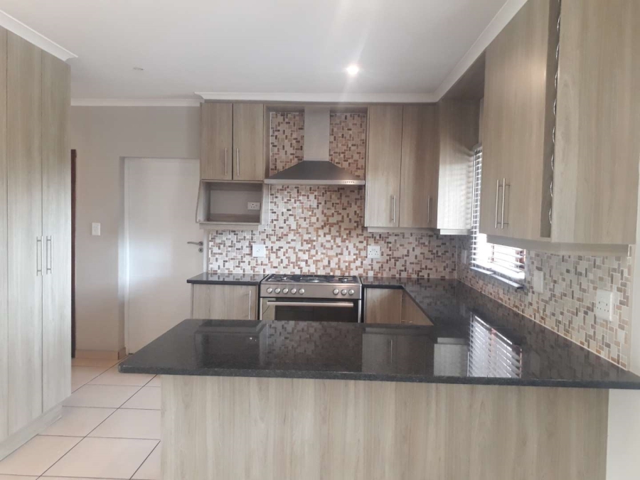 To Let 3 Bedroom Property for Rent in Granite Hill Mpumalanga