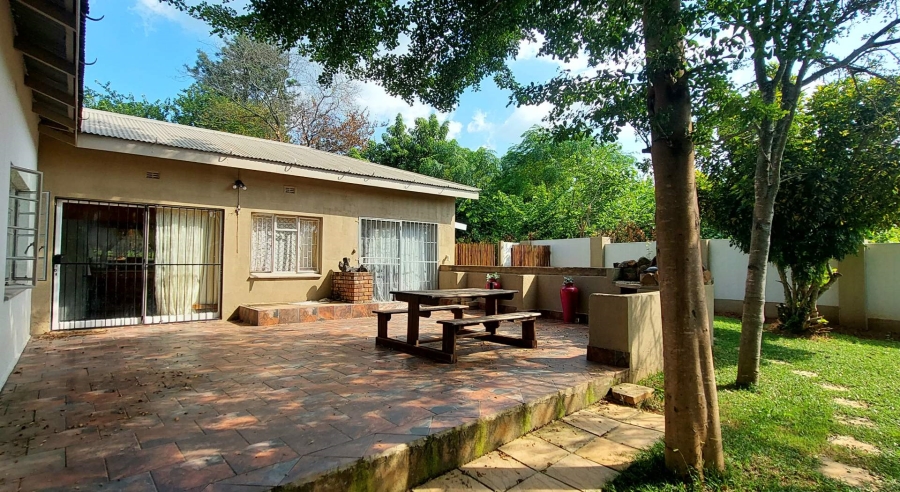 5 Bedroom Property for Sale in Barberton Mpumalanga