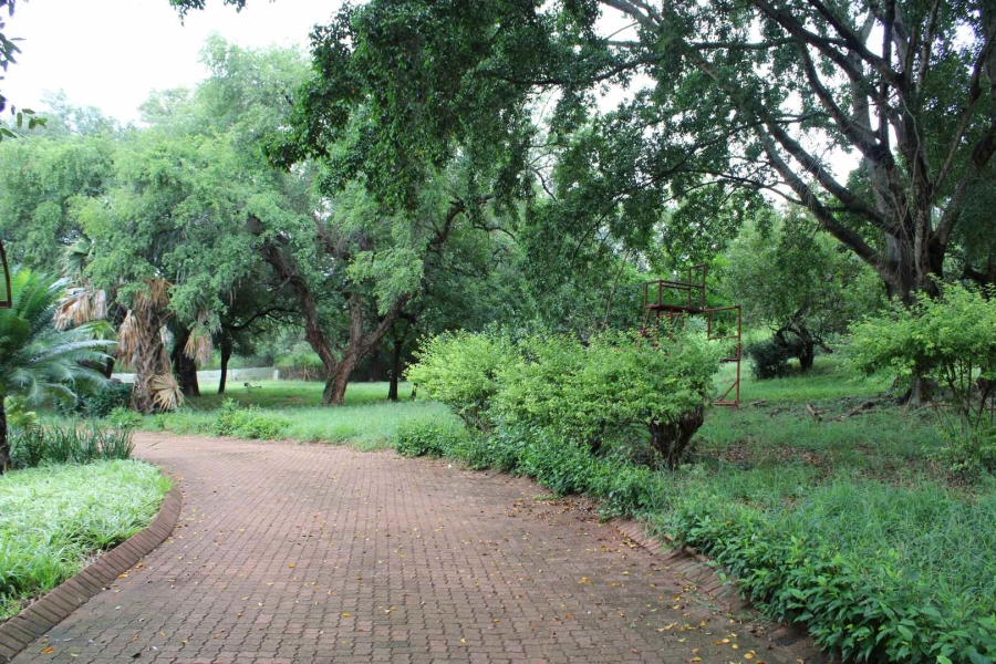 30 Bedroom Property for Sale in Komatipoort Mpumalanga