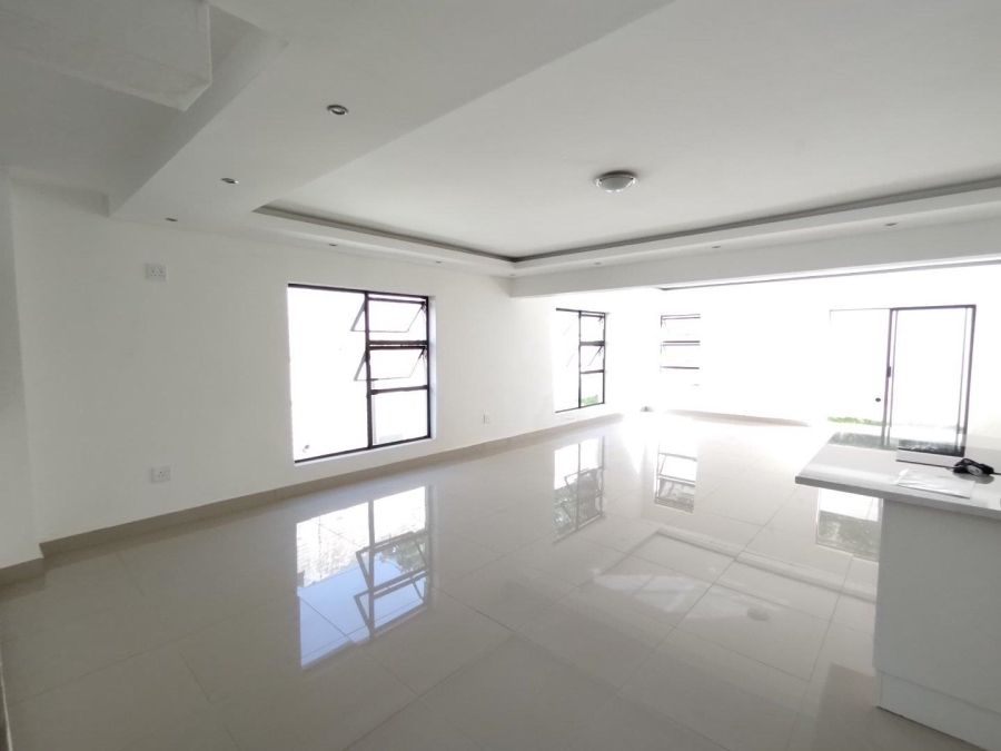 6 Bedroom Property for Sale in Elawini Lifestyle Estate Mpumalanga
