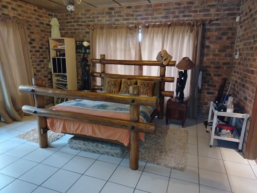 6 Bedroom Property for Sale in Nelspruit Rural Mpumalanga