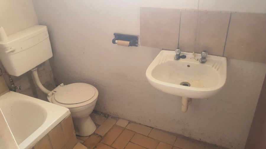 6 Bedroom Property for Sale in Kingsview Mpumalanga