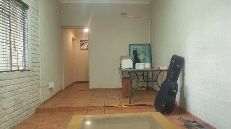 6 Bedroom Property for Sale in Kingsview Mpumalanga