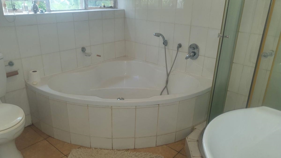 6 Bedroom Property for Sale in Kingsview Mpumalanga