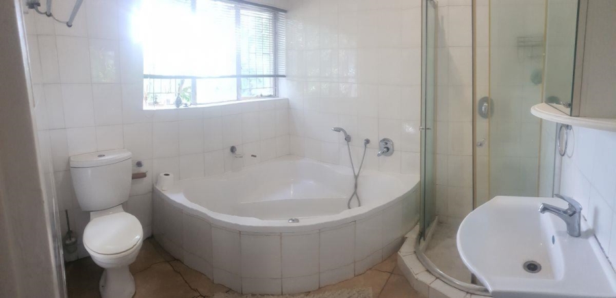 6 Bedroom Property for Sale in Kingsview Mpumalanga