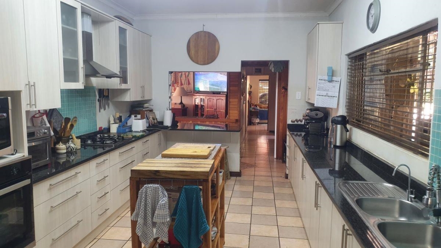 6 Bedroom Property for Sale in Kingsview Mpumalanga