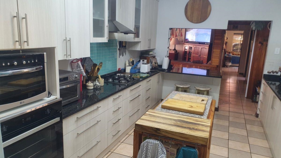 6 Bedroom Property for Sale in Kingsview Mpumalanga