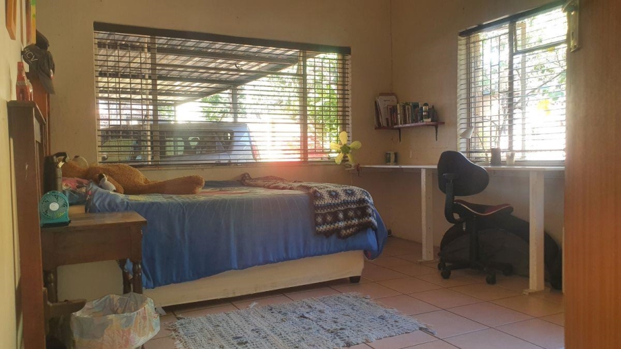 6 Bedroom Property for Sale in Kingsview Mpumalanga
